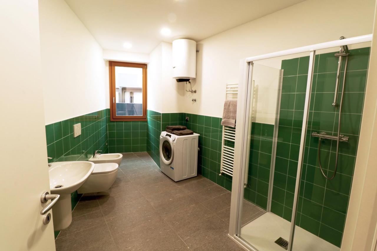 Hosting Studio - 2 Sondrio Exterior foto